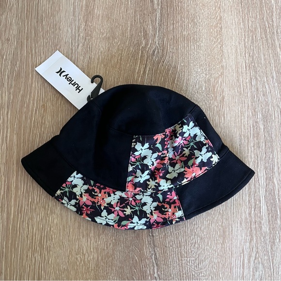 Hurley bucket hat NWT - Picture 4 of 4